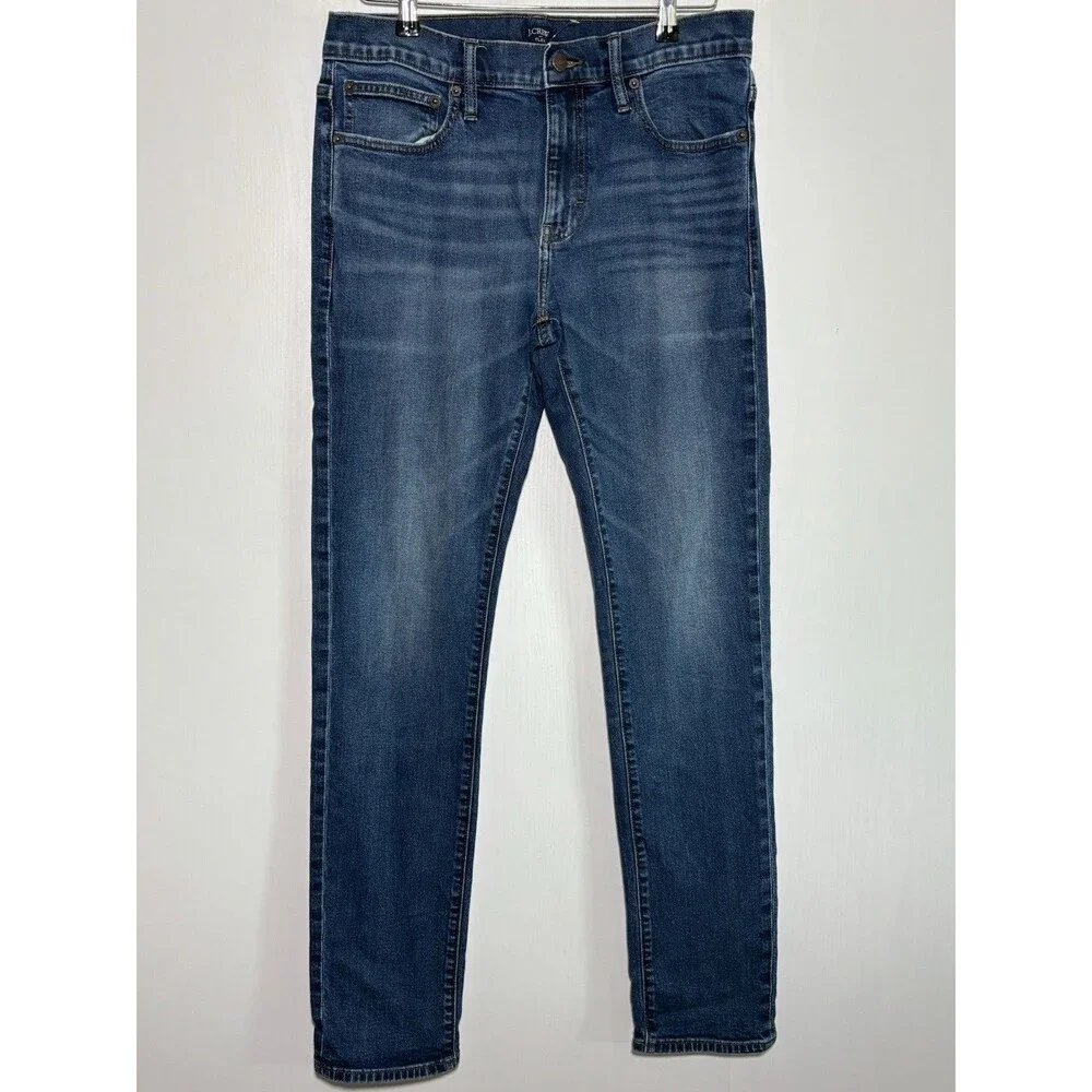 J. Crew sits waist
